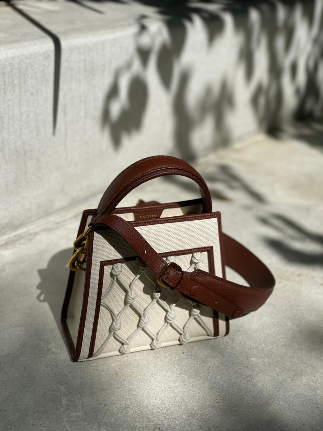 Amu Bag Canvas(Walnats, Medium)