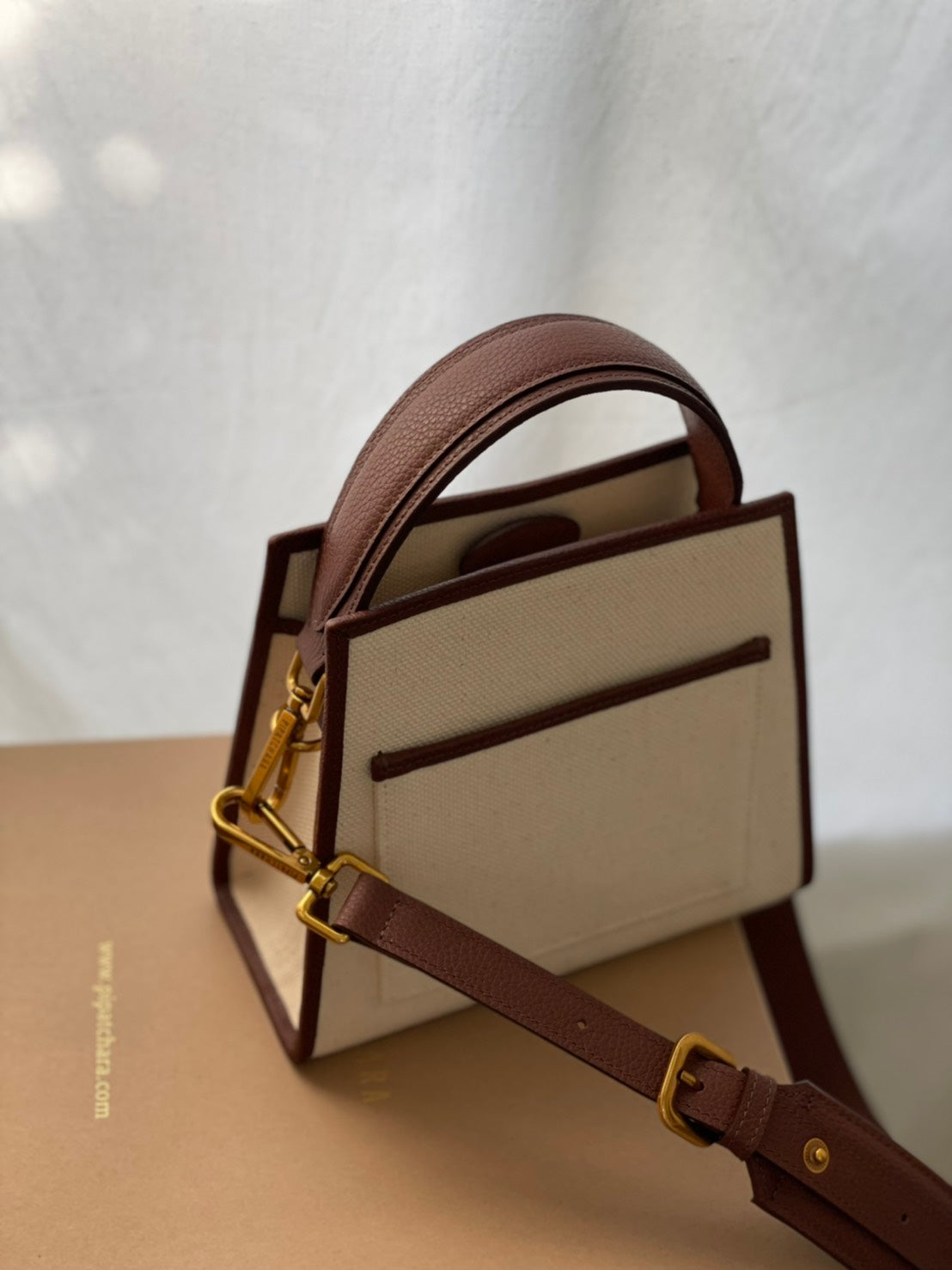 Amu Bag Canvas(Walnats, Medium)